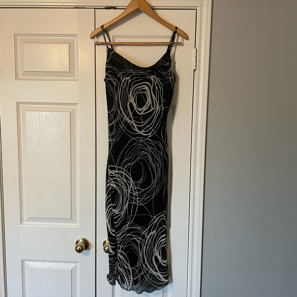 Abstract Pattern Strap Dress - Picture 2 of 5